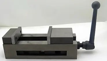 Лещата верстатні високоточні 100 мм