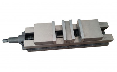 Лещата самоцентруючі високоточні верстатні 160 мм